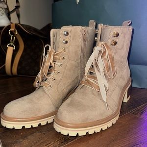 brown boots 8.5 crown vintage